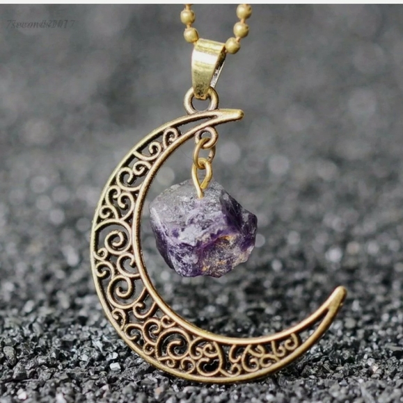 Amethyst Crescent 🌙 Moon Quartz w/Bronze chain - Picture 2 of 11